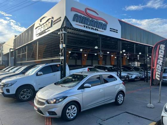 CHEVROLET ONIX 1.0 MPFI LT 8V FLEX 4P MANUAL